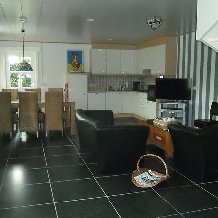Herkenhoek 3 Bedroom Apartement هيسْفاكْ المظهر الخارجي الصورة