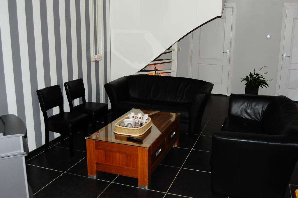 Herkenhoek 3 Bedroom Apartement هيسْفاكْ المظهر الخارجي الصورة