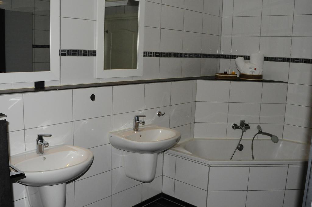 Herkenhoek 3 Bedroom Apartement هيسْفاكْ المظهر الخارجي الصورة